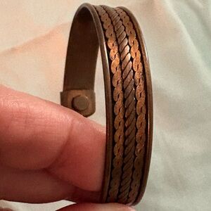 Elegant Copper-Toned Braided Bracelet
